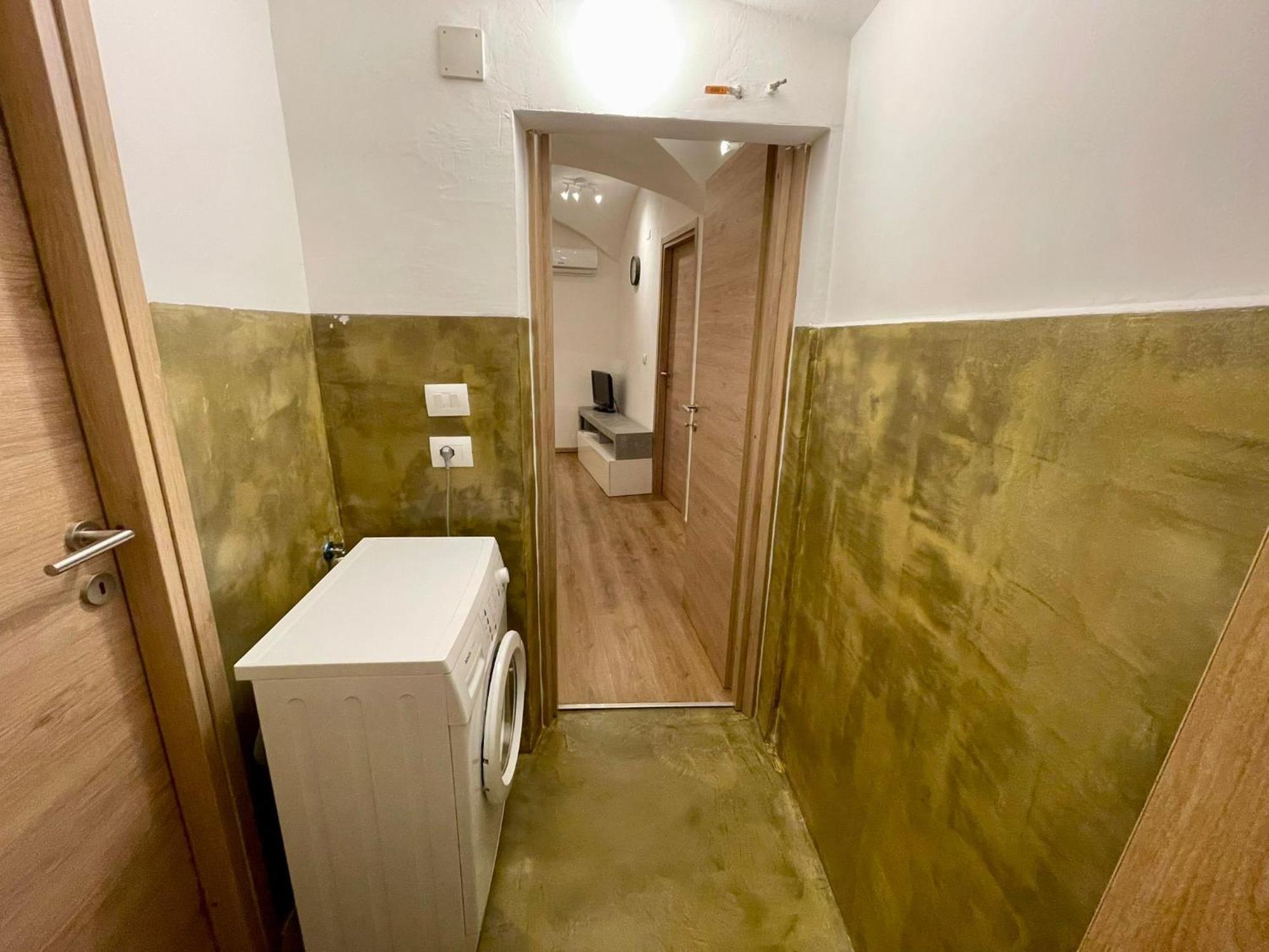 Appartement The First Luccoli Garibaldi Rolli à Gênes Extérieur photo